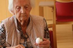 Eier-faerben23