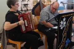 Riesel-Huusmusig01