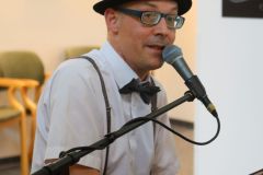 Felix-the-Piano-Man03