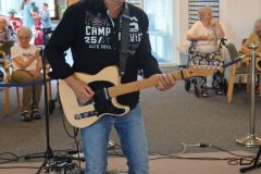 2025-09-09_Wolf-Solo17