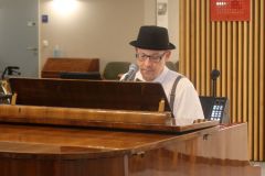 2026-01-21_Piano-Man09