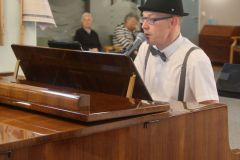 2026-01-21_Piano-Man13