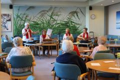 2026-06-05_Zitehergruppe_frohes-Saitenspiel04